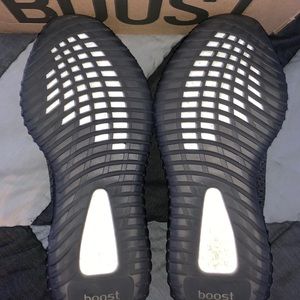 Yeezy Boost 350 V2 ‘Black Non-Reflective’